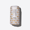 髮爍膠 <div class="product-qualities">
<div class="quality">
<svg version="1.1" xmlns="http://www.w3.org/2000/svg" xmlns:xlink="http://www.w3.org/1999/xlink" x="0px" y="0px" viewbox="0 0 50 50" style="enable-background: new 0 0 50 50;" xml:space="preserve"> <g> <path d="M45.5,32.1c-0.2-1.1-1-2-2.2-2.6c-1.1-0.5-2.3-0.5-3.3-0.4c-0.3,0-0.6,0-0.7-0.1c-0.2-0.2-0.2-0.5-0.2-0.7
			c0-0.9,0.1-1.9,0.1-2.8c0-0.5,0-1,0-1.5c0-0.8-0.3-1.4-1.1-2c-1.7-1.2-3.6-1.7-5.7-1.8c1.2-2.6,2-5.4,2.7-7.8
			c0.2-0.7,0-1.3-0.5-1.9c-4.2-4.7-9.9-5-15.1-0.8c-0.4,0.3-0.6,0.7-0.7,1.1c-0.8,2-1.4,4-1.9,5.8c-0.3,1-0.6,2.1,0.3,3.1
			c0,0,0,0-0.1,0c-0.1,0-0.1,0.1-0.2,0.1c-2.5,0.2-4.7,1.3-6.6,3.2l-0.3,0.3c-0.9,0.9-1.9,1.9-2,3.5c0,0.6,0,1.2-0.1,1.8
			C8,29.5,8,30.5,8,31.5c0,0.6-0.1,0.9-0.7,1c-1.1,0.2-2.1,0.7-3.1,1.7c-1.1,1-1.5,2.2-1.3,3.5c0.3,1.2,1.2,2.2,2.6,2.7
			c2.1,0.7,4.2,1,6.6,0.9c0.7,0,1.4-0.1,2.1-0.2c1.5-0.1,3.2-0.2,4.6-0.1c0.9,0.1,2,0.2,3.1,0.9c0.2,0.1,0.4,0.2,0.6,0.4
			c0.8,0.5,1.7,1,2.6,1.4c0.8,0.3,1.5,0.5,2.2,0.5c2.1,0,3.7-1.3,5-2.5c2.5-2.3,4.9-3.7,7.7-4.3c1.8-0.4,3.2-0.9,4.3-2.1
			C45.4,34.3,45.8,33.2,45.5,32.1z M35.9,37.6c-1.6,0.8-3.1,2-4.4,3.5c-2.2,2.4-4.7,2.7-7.2,0.8c-2-1.5-4.2-2.2-7-2.2
			c-0.6,0-1.3,0-2,0.1c-3,0.3-6.3,0.5-9.5-0.9c-0.8-0.3-1.6-0.7-1.8-1.7c-0.2-1,0.2-1.8,1.2-2.6c0.5-0.4,1.1-0.7,1.8-0.9
			c0.2-0.1,0.4-0.1,0.6-0.2c0.2-0.1,0.4-0.1,0.5,0c0.1,0.1,0.2,0.2,0.2,0.4c0.1,0.7,0.6,1.2,1.5,1.5c2.8,0.7,5.2,1.2,7.3,1.3
			c1,0.1,1.9-0.3,2.8-1c0.8-0.7,1.5-1.4,2.4-2.2l1.1-1c-0.3,2.8,1.7,3.1,3.4,3.4c1.2,0.2,2.4,0.4,3.6,0.6l1.2,0.2
			c1.2,0.2,2.2-0.1,3-0.9l0.8-0.7c0.9-0.8,1.8-1.6,2.7-2.5c0.7-0.6,1-1.3,1.1-2c0-0.5,0.2-0.6,0.8-0.7c1.5-0.1,2.7,0.1,3.9,0.8
			c0.6,0.4,1,0.8,1.1,1.3c0.1,0.5,0,1.1-0.4,1.7c-0.9,1.3-2.2,1.8-3.2,2.2c-0.5,0.2-1.1,0.3-1.7,0.5C38.2,36.7,37,37,35.9,37.6z
			 M9.2,31.2c0-0.2,0-0.4,0-0.7l0.1,0l0-0.3c0-0.2,0-0.5,0-0.7c0-0.7-0.1-1.4,0-2.1c0.5-3.5,4.3-6.5,8.2-6.4
			c1.9,0.1,3.6,0.6,5.2,1.6c0.5,0.3,0.7,0.6,0.7,1.2c0,1.8-0.1,3.7-0.2,5.5l0.3,0c0,0,0,0,0,0l-0.3,0.1l-0.1,0.9
			c0,0.6-0.3,1.1-0.7,1.5c-0.5,0.4-1,0.9-1.5,1.3l-0.2,0.1c-0.6,0.5-1.2,1.1-1.8,1.6c-0.7,0.7-1.7,0.9-2.8,0.8
			c-2.2-0.3-4.1-0.7-5.9-1.2c-0.8-0.2-1.3-0.5-1.2-1.5v0C9.2,32.3,9.2,31.7,9.2,31.2z M20,11c0.1-0.2,0.2-0.4,0.4-0.6
			c1.9-1.6,4-2.5,6-2.8c3.2,0.2,5.5,1.3,7.3,3.4c0.1,0.1,0.2,0.2,0.2,0.3l-1.1,0.1c-0.9,0.1-1.8,0.5-2.5,1l-0.4,0.2
			c-0.9,0.5-1.5,0.4-2.2-0.1c-1.7-1.3-3.7-2.1-6.1-2.5L21.1,10l0.1,0.5c0.1,0.5,0.4,0.6,0.6,0.6c2.1,0.5,3.8,1.2,5.2,2.2
			c0.6,0.4,0.8,0.8,0.6,1.5c-0.2,1-0.5,2-0.7,2.9l-0.4,1.7c-0.1,0.3-0.1,0.6-0.2,0.9l-0.2,0.7l0.8,0.1l0.1-0.2
			c0.7-1.9,1.2-3.9,1.5-5.6c0.2-0.9,0.5-1.3,1.3-1.6c1.1-0.4,2.2-0.9,3.2-1.7l0.8-0.7c0.2,0.3,0.2,0.6,0.1,1.1
			c-0.6,2.1-1.3,4.2-2.1,6.2c-0.3,0.7-0.9,1.1-1.6,1.4l-0.1,0.1c-0.5,0.3-1,0.5-1.5,0.8c-0.5,0.3-1.1,0.5-1.6,0.8
			c-1.1,0.6-2.2,0.6-3.3,0c-1.8-0.9-3.6-1.9-5.2-2.7c-0.7-0.4-0.9-0.9-0.7-1.7l0.1-0.3c0.5-2,1.1-4,2-5.9L20,11z M37,23.4
			c-0.9,0.4-1.6,1-2.2,1.6c-0.2,0.2-0.4,0.4-0.7,0.6c-0.5,0.4-1,0.5-1.5,0.3c-1.7-0.6-3.5-0.9-5.6-0.8l-0.2,0c-0.3,0-0.7,0-1.1,0.4
			l-0.4,0.5l0.7,0c2.2-0.1,3.9,0.1,5.6,0.5c1,0.3,1.4,0.8,1.4,1.8c0,1.3,0.1,2.7,0.2,4c0,0.5,0.1,1.1,0.1,1.6l0,0.3l0.8-0.1l0-0.3
			c0.1-1.7,0.1-3.8-0.1-5.8c-0.1-0.8,0.1-1.3,0.7-1.7l0.4-0.3h0c0.8-0.6,1.7-1.3,2.4-2.3l0.6-0.8c0.2,0.3,0.3,0.6,0.3,1
			c0,1.9-0.1,4.1-0.3,6.3c-0.1,0.6-0.3,1.1-0.8,1.6l-0.6,0.6c-1,0.9-2,1.8-3,2.7c-0.5,0.4-1.1,0.6-1.8,0.5c-1.9-0.2-4-0.6-6.4-1.3
			c-0.7-0.2-1-0.6-1-1.3c0-0.6,0-1.2,0-1.8l0-0.7l0-0.7c0-0.4,0-0.8,0-1.2c-0.2-1.9,0.6-3.8,2.3-5.3c2-1.8,4.9-2.8,7-2.3
			c1.1,0.3,2.6,0.7,4,1.5c0.1,0.1,0.2,0.2,0.3,0.3L37,23.4z"></path> <path d="M12,25.8c1.9,0,3.4,0.2,4.7,0.6c0.9,0.3,1.2,0.7,1.3,1.6c0,1.4,0.1,2.9,0.2,4.2l0,0.2c0,0.5,0.1,1,0.1,1.5l0,0.6l0.5-0.4
			c0.3-0.2,0.3-0.5,0.3-0.7l0-0.1c0.1-1.8,0.1-3.5-0.1-5.3c-0.1-0.9,0.2-1.5,0.9-2l-0.2-0.3l0.2,0.3c0.9-0.7,1.8-1.4,2.5-2.4
			l0.6-0.9l-1,0.4c-0.9,0.4-1.6,1.1-2.3,1.7l-0.2,0.2c-0.6,0.6-1.2,0.7-2,0.5c-1.6-0.6-3.3-0.8-5.5-0.8c0,0-0.1,0-0.2,0
			c-0.3,0-0.7,0-1.1,0.5l-0.4,0.5l0.6,0C11.3,25.8,11.6,25.8,12,25.8z"></path> </g> </svg> <span>濕水造型效果</span>
</div>
<div class="quality">
<svg version="1.1" xmlns="http://www.w3.org/2000/svg" xmlns:xlink="http://www.w3.org/1999/xlink" x="0px" y="0px" viewbox="0 0 50 50" style="enable-background: new 0 0 50 50;" xml:space="preserve"> <g> <path d="M43.5,25.4c-0.2-2.8-0.5-5.6-1.1-8.3c-0.3-1.4-0.6-2.7-0.8-4.1c-0.3-1.4-0.4-2.8-1.2-4.1
			c-0.8-1.3-2.2-2.1-3.5-2.6c-1.3-0.5-2.6-1-4-1.4c-1.3-0.4-2.7-0.8-4.1-1c-0.7-0.1-1.4-0.2-2.2-0.2c-0.4,0-0.8,0.1-1.2,0.3
			c-0.4,0.2-0.6,0.5-0.9,0.8c-0.8,1.3-1,2.8-1.2,4.2l-0.1,1c0,0.3-0.1,0.7-0.1,1.1c0,0.8,0.5,1.5,1.2,1.9c0.1,0.5,0.3,1,0.4,1.5
			c0.2,0.6,0.4,1.1,0.8,1.7c0.1,0.1,0.1,0.1,0.2,0.2c0.1,0.1,0.2,0.1,0.3,0.2c0.2,0.1,0.4,0.1,0.5,0.1c0.3,0,0.7,0,1-0.1
			c0.3-0.1,0.6-0.2,0.9-0.4c0.1-0.1,0.2-0.1,0.2-0.2c0.1-0.1,0.2-0.3,0.2-0.3l0,0c0.6,0.1,1.2,0.3,1.9,0.4c0.4,0,0.8,0.1,1.1,0.1
			l0.9,0.1c0.5,0.9,0.5,2.1,0,3c-0.5,1.1-1.2,2.1-1.9,3.2c-0.4,0.5-0.7,1-1.1,1.6c-0.3,0.6-0.6,1.2-0.8,1.8l-1,2.7
			c-0.4-1.4-1.4-2.6-2.7-3.3c-1.3-0.7-2.7-1-4.1-1.2c-1.4-0.2-2.9-0.2-4.3,0.2c-1.4,0.3-2.7,1-3.9,1.8c-1.1,0.9-2.1,1.9-3,3
			c-0.9,1.1-1.6,2.4-2,3.8c-0.8,2.8-0.1,5.8,1.4,8.3c1.5,2.5,4.2,4.1,6.9,4.8c1.4,0.3,2.9,0.5,4.3,0.2l4.1-0.8
			c1.4-0.3,2.7-0.4,4.1-0.4c1.4,0,2.8,0,4.2,0c1.4,0,2.8-0.1,4.2-0.3c0.4-0.1,0.7-0.1,1.1-0.2c0.4-0.1,0.8-0.3,1.1-0.6
			c0.6-0.5,1-1.2,1.3-1.8c0.7-1.3,1.1-2.7,1.4-4c0.2-0.6,0.5-1.3,0.7-1.9c0.2-0.7,0.4-1.4,0.5-2.1C43.9,31,43.7,28.2,43.5,25.4z
			 M42.7,33.7c-0.1,0.7-0.3,1.3-0.5,2c-0.2,0.7-0.5,1.3-0.7,2c-0.3,1.4-0.7,2.7-1.4,3.9c-0.3,0.6-0.7,1.2-1.2,1.6
			c-0.5,0.4-1.1,0.5-1.8,0.6c-1.4,0.2-2.8,0.2-4.1,0.2c-1.4,0-2.8,0-4.2,0c-1.4-0.1-2.9,0.1-4.2,0.4l-4.1,0.8
			c-1.3,0.2-2.7,0.1-4-0.2c-2.6-0.6-5-2.2-6.4-4.5c-1.4-2.3-2-5.1-1.3-7.7c0.3-1.3,1-2.4,1.8-3.5c0.8-1.1,1.8-2,2.9-2.8
			c1.1-0.8,2.3-1.3,3.6-1.7c1.3-0.3,2.7-0.3,4-0.2c1.3,0.2,2.7,0.4,3.8,1.1c1.2,0.6,2,1.7,2.4,2.9c0.2,0.6,0.3,1.3,0.4,2
			c0.1,0.7,0.1,1.4,0.2,2.1c0.3,1.5,1.1,2.7,2.1,3.8l0,0c0.1,0.2,0.4,0.2,0.6,0c0.2-0.1,0.2-0.4,0-0.6l0,0c-0.9-1-1.6-2.2-1.9-3.4
			c-0.1-0.9-0.1-1.9-0.3-2.9c0,0,0.1-0.1,0.1-0.1l0,0l1.3-3.6c0.2-0.6,0.4-1.2,0.7-1.7c0.3-0.5,0.7-1,1-1.6c0.7-1,1.5-2.1,2-3.3
			c0.5-1,0.6-2.3,0.1-3.4c0.3-0.1,0.6-0.2,0.9-0.3c0.2-0.1,0.4-0.4,0.5-0.6c0.1-0.2,0.2-0.4,0.3-0.6c0-0.1,0.1-0.2,0.1-0.3
			c0.1,0,0.1,0,0.2,0c0.1,0,0.1,0,0.2,0l0.1,0c0.1,0,0.2,0,0.3-0.1c0.2,0,0.4-0.1,0.6-0.2c0.1,0,0.2-0.1,0.3-0.1l0.2-0.1
			c0.1,0,0.1,0,0.2-0.2c0.2-0.2,0.2-0.4,0-0.6c-0.1-0.1-0.4-0.2-0.5,0c0,0,0,0,0,0l-0.1,0.1c-0.1,0-0.2,0.1-0.2,0.1
			c-0.2,0.1-0.3,0.1-0.5,0.1c-0.2,0-0.4,0.1-0.5,0c-0.1,0-0.2-0.1-0.3-0.1c-0.2-0.1-0.4-0.4-0.6-0.7c-0.1-0.2-0.2-0.5-0.3-0.7
			c0,0,0-0.1,0-0.1l-0.1,0c0-0.1,0-0.1-0.1-0.2l0,0c0-0.1-0.1-0.1-0.2-0.2c-0.1,0-0.3,0-0.3,0.2c0,0.1,0,0.1-0.1,0.2l-0.1,0
			c0,0.1,0,0.1,0.1,0.2c-0.1,0.4-0.2,0.8-0.5,1.2c0,0,0,0.1,0,0.1c0,0.1,0.1,0.2,0.2,0.3l0.1,0c0.3,0.1,0.7,0.1,1,0.2
			c0.1,0.1,0.1,0.1,0.2,0.2c0,0,0,0,0,0c0,0.1,0,0.3-0.1,0.4c-0.1,0.3-0.3,0.6-0.5,0.7c-0.2,0.1-0.6,0.3-0.9,0.3c0,0-0.1,0-0.1,0
			l0,0L32,15.2c-0.4,0-0.7,0-1.1-0.1c-0.2,0-0.3-0.1-0.5-0.1c0.1-0.1,0.2-0.3,0.2-0.4c0.1-0.2,0.1-0.3,0.1-0.5
			c0-0.1,0.1-0.3,0.1-0.4l0-0.4c0.2-1,0.4-2.1,0.7-3.1l0,0c0-0.2-0.1-0.4-0.3-0.5c-0.2-0.1-0.4,0.1-0.5,0.3
			c-0.2,0.5-0.3,1.1-0.4,1.6c-0.1,0.3,0,0.6-0.1,0.8c0,0.3-0.1,0.5-0.2,0.8L30,13.8c0,0.1,0,0.3,0,0.4c0,0.1-0.1,0.2-0.1,0.3
			c-0.1,0.1-0.1,0,0,0c0.1,0-0.1,0-0.1,0l-0.3-0.1c-0.2-0.1-0.5-0.1-0.7-0.2c-0.2-0.1-0.4-0.3-0.5-0.5c0-0.1,0-0.3-0.1-0.3
			c0,0,0,0,0,0c0,0,0-0.1,0-0.1c0-0.4,0.1-1,0.2-1.6c0.1-0.5,0.3-1,0.4-1.6c0.1-0.5,0.2-1.1,0.3-1.6l0-0.1c0,0,0,0,0,0
			c0-0.2-0.1-0.4-0.4-0.4c-0.2,0-0.4,0.1-0.4,0.4c-0.1,0.5-0.1,1.1-0.3,1.6c-0.1,0.5-0.3,1.1-0.4,1.6c-0.1,0.6-0.1,1-0.1,1.7
			c0,0.1,0,0.1,0,0.2l0,0c-0.1,0-0.2,0-0.4-0.1c-0.3-0.1-0.5-0.3-0.7-0.5c-0.2-0.1-0.4-0.3-0.5-0.5c0-0.2,0-0.6,0-0.9
			c0.1-0.3,0.2-0.6,0.3-0.9l0.1-0.5c0-0.1,0.1-0.2,0.1-0.2l0.1-0.2c0.2-0.6,0.3-1.3,0.3-1.9l0,0c0-0.2-0.1-0.4-0.3-0.4
			c-0.2-0.1-0.4,0.1-0.5,0.3c-0.1,0.3-0.1,0.6-0.2,1c0,0.2,0,0.3,0,0.5c0,0.2-0.1,0.3-0.2,0.5l-0.1,0.2c0,0.1,0,0.2,0,0.2
			c-0.1,0.2-0.2,0.3-0.2,0.5c-0.1,0.3-0.1,0.6-0.1,1c0,0.4-0.1,0.6-0.1,1.1c0.1,0.5,0.4,0.8,0.7,1c0.3,0.2,0.6,0.5,0.9,0.6
			c0.2,0.1,0.4,0.1,0.6,0.1c0.2,0,0.2,0,0.3-0.1c0.2,0.3,0.4,0.4,0.7,0.6c0,0,0.1,0.1,0.1,0.1c-0.1,0-0.2,0.1-0.2,0.2l-0.2,0.4
			c0,0.1,0,0.1-0.1,0.1c0,0-0.1,0.1-0.1,0.1c-0.2,0.1-0.4,0.2-0.7,0.3c-0.5,0.1-1.1,0.1-1.2-0.1c-0.3-0.4-0.5-0.9-0.6-1.4
			c-0.2-0.5-0.3-1.1-0.4-1.6c0-0.1-0.1-0.2-0.2-0.3l0,0c-0.5-0.2-0.9-0.7-0.9-1.3c0-0.3,0-0.6,0.1-1l0.1-1c0.2-1.3,0.4-2.7,1.1-3.8
			c0.3-0.5,0.8-0.8,1.4-0.8c0.7,0,1.3,0,2,0.1c1.3,0.2,2.7,0.6,4,1c1.3,0.4,2.6,0.9,3.9,1.4c1.3,0.5,2.5,1.2,3.2,2.3
			c0.7,1.1,0.9,2.5,1.1,3.9c0.2,1.4,0.6,2.7,0.9,4.1c0.6,2.7,0.9,5.5,1.1,8.2C43.1,28.2,43.2,31,42.7,33.7z M27.6,13.9
			C27.6,13.9,27.6,13.9,27.6,13.9C27.6,13.9,27.6,13.9,27.6,13.9C27.6,13.9,27.6,13.9,27.6,13.9z M27.5,13.9
			C27.5,13.9,27.5,13.9,27.5,13.9C27.5,13.9,27.5,13.9,27.5,13.9C27.5,13.9,27.5,13.9,27.5,13.9z"></path> <path d="M37,13.1C37,13.1,37,13.1,37,13.1C37,13.1,37,13.1,37,13.1z"></path> </g> </svg> <span>中度定型</span>
</div>
<div class="quality">
<svg version="1.1" xmlns="http://www.w3.org/2000/svg" xmlns:xlink="http://www.w3.org/1999/xlink" x="0px" y="0px" viewbox="0 0 50 50" style="enable-background: new 0 0 50 50;" xml:space="preserve"> <path d="M49.2,9.1l-3-0.3V7L45.8,7c-0.1,0-8.5-1.7-13.1-2.5C28.1,3.6,16.1,2.8,11.3,3
		C6.3,3.3,1.6,8.5,1.2,14.5C1,17.9,2.6,22,5.5,24.9c2.5,2.6,5.7,4,9.1,4c0.2,0,0.4,0,0.6,0c0,0,0,0,0.1,0c0.3,2.2,1.4,9.6,2.5,12.2
		c0.9,2.1,3.8,6.3,6.7,6.7c0.2,0,0.3,0,0.5,0c0.9,0,1.7-0.4,2.4-1.2c2.5-2.8,2.2-4.6,1.7-7.1c-0.1-0.7-0.2-1.4-0.3-2.1
		c-0.1-1-0.4-2.3-0.8-3.5c0.6-0.4,1.8-1.3,1.9-2.7c0.1-1.3-0.9-2.9-1.6-3.7c8.6-1.1,17.4-2.4,17.5-2.4l0.4-0.1v-2.2l3-0.6V9.1z
		 M26.7,46.1c-0.6,0.7-1.3,1-2.1,0.8c-2.2-0.4-5-3.8-6-6.2c-1-2.4-2.1-9.7-2.4-11.9c2.3-0.2,5.3-0.5,8.5-0.8
		c0.6,1.4,2.8,6.4,3.1,9.6c0.1,0.8,0.2,1.6,0.3,2.2C28.6,42.1,28.8,43.6,26.7,46.1z M28.9,31.2c-0.1,0.9-0.8,1.5-1.3,1.9
		c-0.7-2.1-1.6-4.2-2-5.2c0.5-0.1,1-0.1,1.5-0.2C27.8,28.4,29,30,28.9,31.2z M45.3,24.3c-3,0.4-22.4,3.2-30.1,3.6
		c-4.3,0.2-7.3-1.9-9-3.7c-2.7-2.7-4.2-6.5-4-9.7C2.5,9,6.8,4.2,11.4,4c0.6,0,1.3,0,2.1,0c5.5,0,15.1,0.7,19.1,1.4
		c4,0.7,11,2.1,12.7,2.5V24.3z M48.2,21.5l-2,0.4V9.7l2,0.2V21.5z"></path> </svg> <span>快速乾透</span>
</div>
</div>
<div style="text-align: left;">具光澤與超強彈性，能多次造型。<br><br><span data-mce-fragment="1">250ml NT$1,040</span><br>
</div> 250 ml  我的商店
